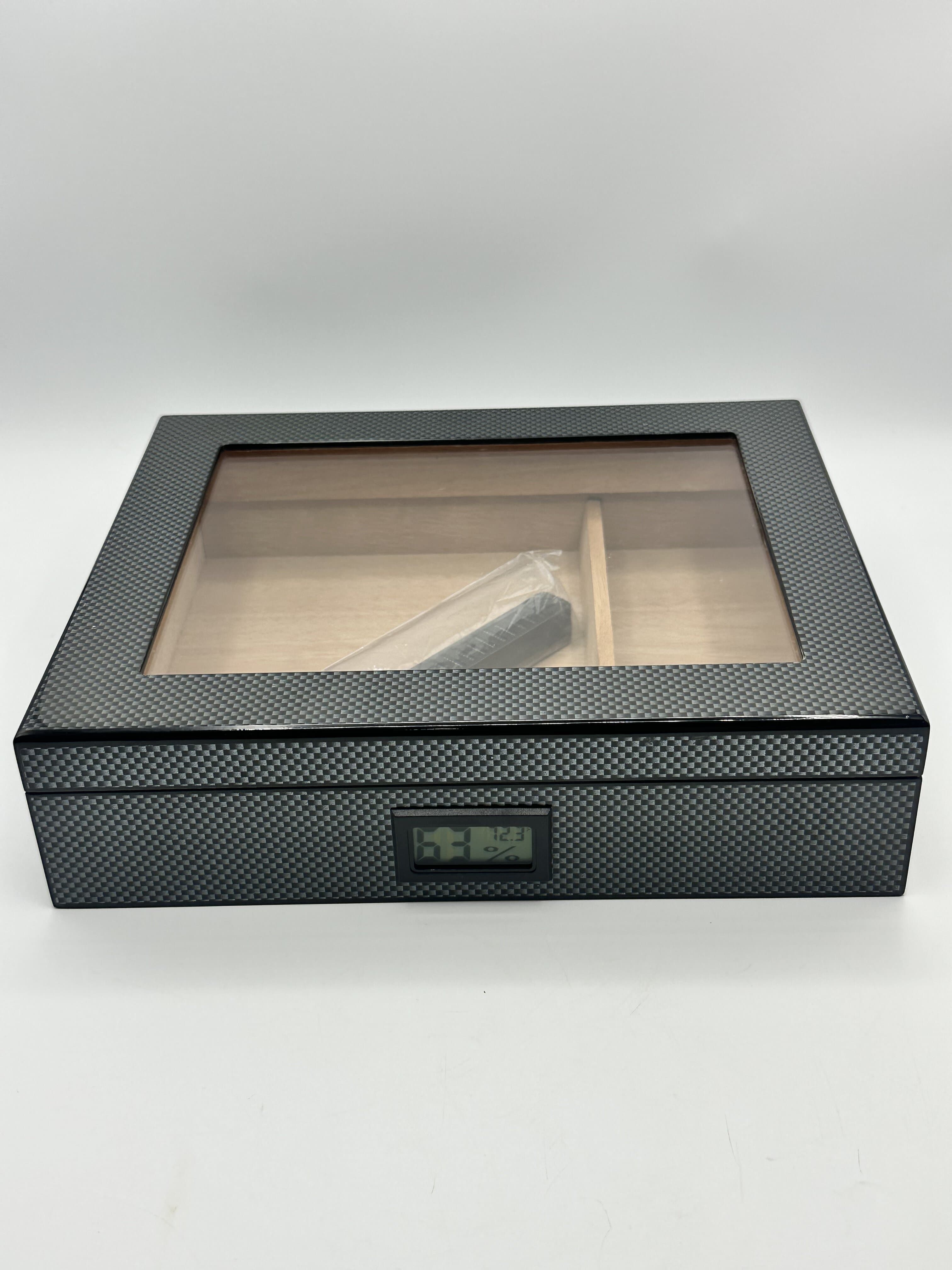 Premium Cedar Wood Humidor — Classic Collection